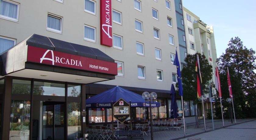 Plaza Hotel Hanau Esterno foto
