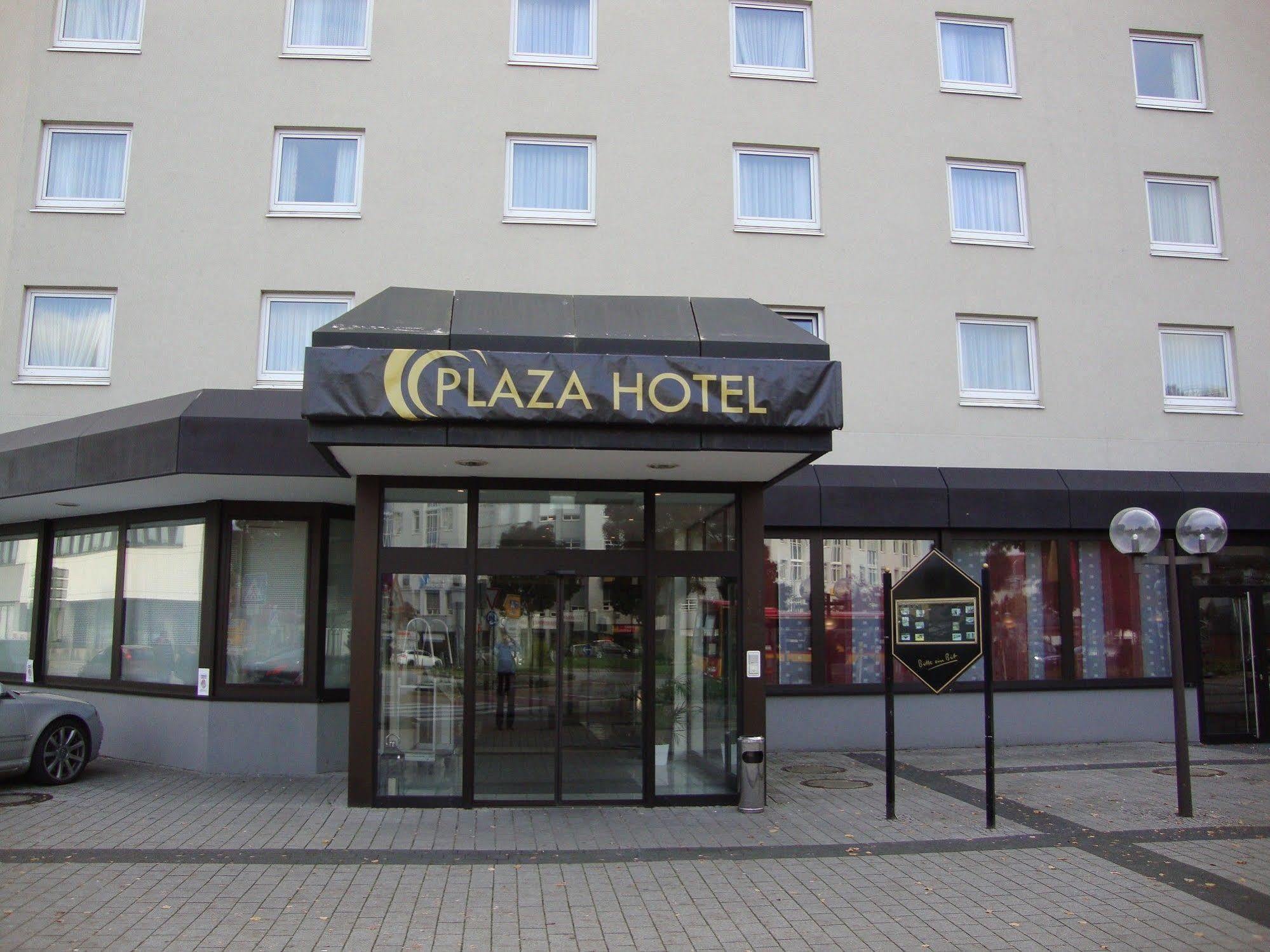 Plaza Hotel Hanau Esterno foto